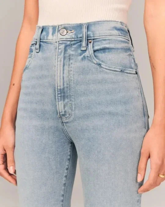 JEANS TIRO ALTO ESTILO CAMPANA